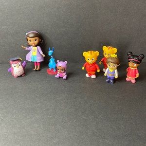 DISNEY DOC MCSTUFFIN AND FRIENDS AND DANIEL TIGERS MINI FIGURES